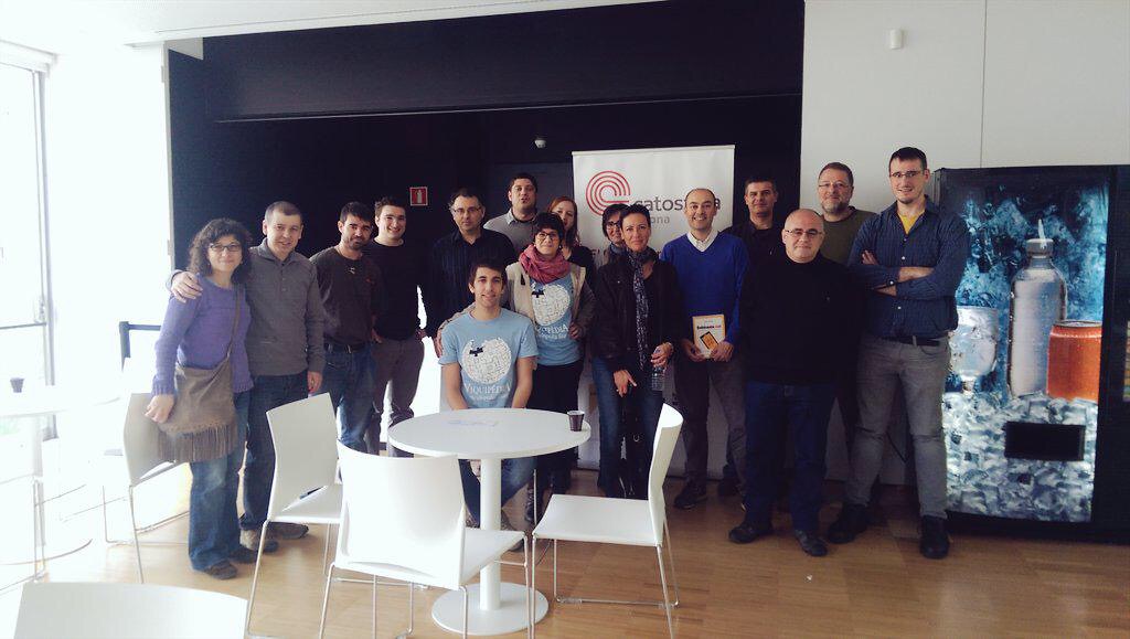 Viquipèdia pot incorporar els textos dels ‘200 protagonistes de la Internet catalana’ del llibre Sobirania.cat
