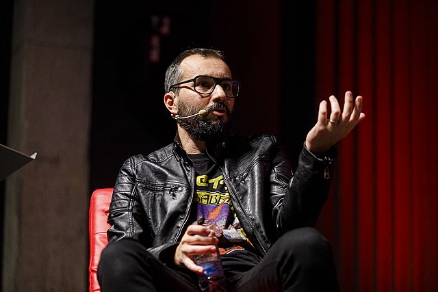 La jutgessa arxiva la querella per delicte d’odi de Vox contra Jair Dominguez i Saül Gordillo