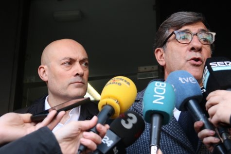 L\'advocat Carles Monguilod, a la sortida del jutjat d\'instrucció número 5 de Badalona