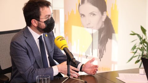El matí de Catalunya Ràdio amb Laura Rosel entrevista el president de la Generalitat, Pere Aragonès, des de la delegació del Govern a Madrid, l'endemà de la reunió amb el president espanyol, Pedro Sánchez, a La Moncloa. Madrid. 30 de juny de 2021