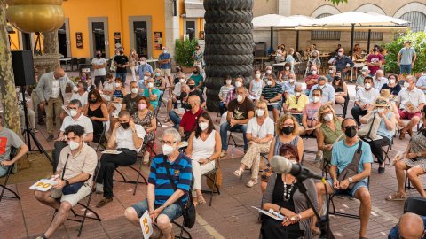 El matí de Catalunya Ràdio amb Laura Rosel des de Figueres, una sortida que inclou la final de l’Enigmàrius de Màrius Serra. Figueres. 12 de juliol de 2021