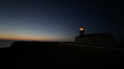 Menorca. Ciutadella. Punta Nati. Far. Agost de 2021