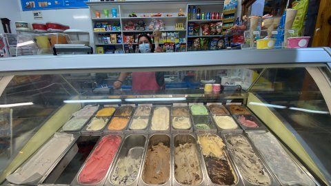 Menorca. Ciutadella. Helados Torres (Cas Mèvol). Agost de 2021