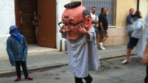 Les Santes 2014. Anem a tancar. Foto amb el mòbil. Mataró. Juliol del 2014