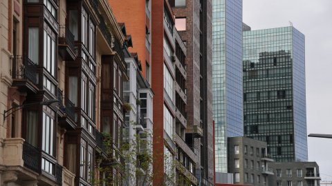 Bilbao. Torres Isozaki. Desembre de 2012