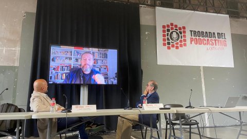 El director de Catalunya Ràdio i dels Mitjans Digitals de la CCMA, Saül Gordillo, fa la cloenda de la primera Trobada de Podcasting de Catalunya al Mercat de l’Audiovisual de Catalunya (MAC). Granollers. 29 de setembre de 2021