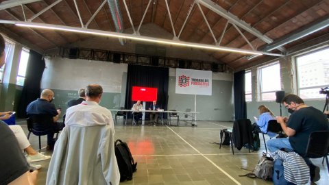 El director de Catalunya Ràdio i dels Mitjans Digitals de la CCMA, Saül Gordillo, fa la cloenda de la primera Trobada de Podcasting de Catalunya al Mercat de l’Audiovisual de Catalunya (MAC). Granollers. 29 de setembre de 2021