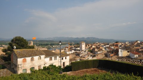 Móra d'Ebre. Ribera d'Ebre. Catalunya. Abril de 2011