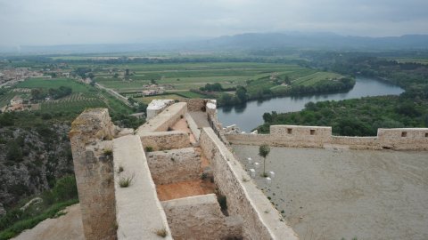 Castell de Miravet. Ribera d'Ebre. Catalunya. Abril de 2011