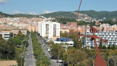 Pla d'en Boet de Mataró i Laia l'arquera des del Tecnocampus Mataró-Maresme. Novembre de 2010