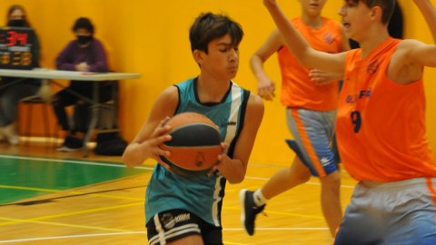 Marc Gordillo al partit de bàsquet infantil Vilassar-Llefià. Vilassar de Mar. 20 de novembre de 2021