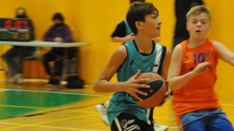 Marc Gordillo al partit de bàsquet infantil Vilassar-Llefià. Vilassar de Mar. 20 de novembre de 2021