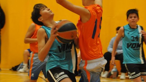 Marc Gordillo al partit de bàsquet infantil Vilassar-Llefià. Vilassar de Mar. 20 de novembre de 2021