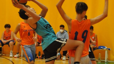 Marc Gordillo al partit de bàsquet infantil Vilassar-Llefià. Vilassar de Mar. 20 de novembre de 2021