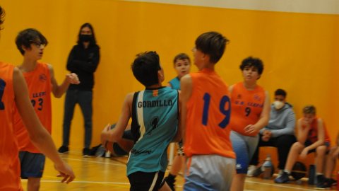Marc Gordillo al partit de bàsquet infantil Vilassar-Llefià. Vilassar de Mar. 20 de novembre de 2021