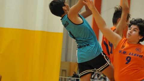 Marc Gordillo al partit de bàsquet infantil Vilassar-Llefià. Vilassar de Mar. 20 de novembre de 2021