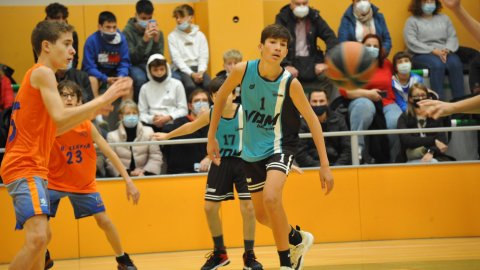 Marc Gordillo al partit de bàsquet infantil Vilassar-Llefià. Vilassar de Mar. 20 de novembre de 2021