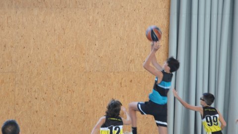 Marc Gordillo al partit de bàsquet infantil Vilanova del Vallès-Vilassar de Mar. Vilanova del Vallès. 13 de novembre de 2021