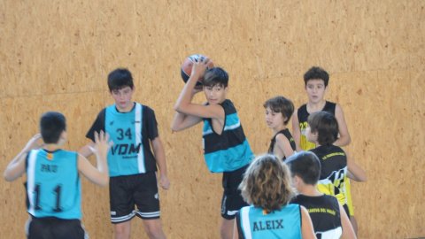 Marc Gordillo al partit de bàsquet infantil Vilanova del Vallès-Vilassar de Mar. Vilanova del Vallès. 13 de novembre de 2021