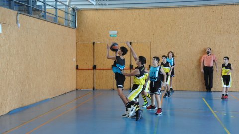 Marc Gordillo al partit de bàsquet infantil Vilanova del Vallès-Vilassar de Mar. Vilanova del Vallès. 13 de novembre de 2021