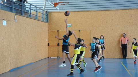 Marc Gordillo al partit de bàsquet infantil Vilanova del Vallès-Vilassar de Mar. Vilanova del Vallès. 13 de novembre de 2021