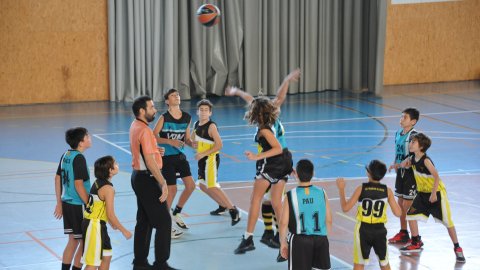Marc Gordillo al partit de bàsquet infantil Vilanova del Vallès-Vilassar de Mar. Vilanova del Vallès. 13 de novembre de 2021