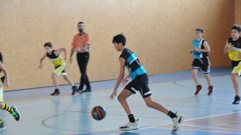 Marc Gordillo al partit de bàsquet infantil Vilanova del Vallès-Vilassar de Mar. Vilanova del Vallès. 13 de novembre de 2021