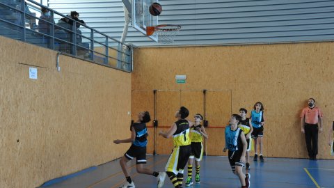 Marc Gordillo al partit de bàsquet infantil Vilanova del Vallès-Vilassar de Mar. Vilanova del Vallès. 13 de novembre de 2021