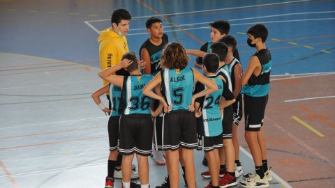 Marc Gordillo al partit de bàsquet infantil Vilanova del Vallès-Vilassar de Mar. Vilanova del Vallès. 13 de novembre de 2021
