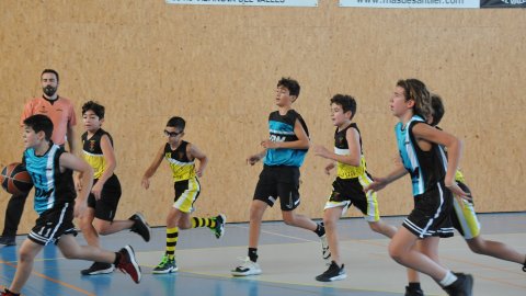 Marc Gordillo al partit de bàsquet infantil Vilanova del Vallès-Vilassar de Mar. Vilanova del Vallès. 13 de novembre de 2021
