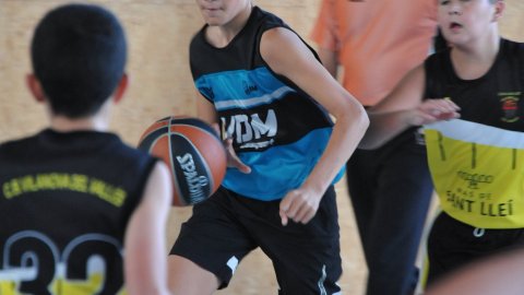 Marc Gordillo al partit de bàsquet infantil Vilanova del Vallès-Vilassar de Mar. Vilanova del Vallès. 13 de novembre de 2021