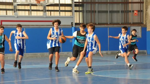Marc Gordillo al partit de bàsquet infantil Ateneu Montserrat-Vilassar de Mar. Barcelona. 6 de novembre de 2021