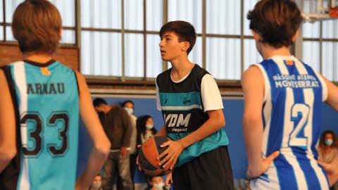 Marc Gordillo al partit de bàsquet infantil Ateneu Montserrat-Vilassar de Mar. Barcelona. 6 de novembre de 2021