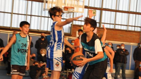 Marc Gordillo al partit de bàsquet infantil Ateneu Montserrat-Vilassar de Mar. Barcelona. 6 de novembre de 2021