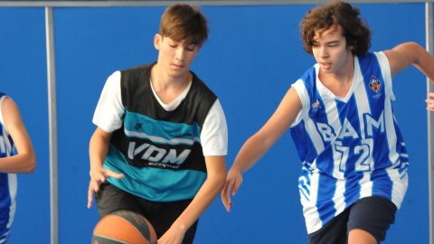 Marc Gordillo al partit de bàsquet infantil Ateneu Montserrat-Vilassar de Mar. Barcelona. 6 de novembre de 2021