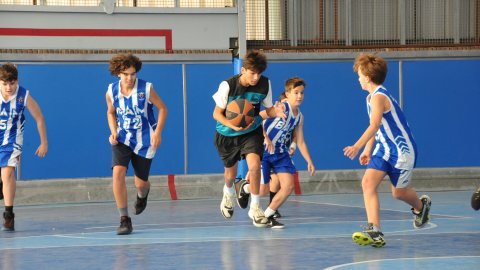 Marc Gordillo al partit de bàsquet infantil Ateneu Montserrat-Vilassar de Mar. Barcelona. 6 de novembre de 2021