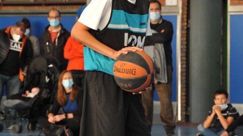 Marc Gordillo al partit de bàsquet infantil Ateneu Montserrat-Vilassar de Mar. Barcelona. 6 de novembre de 2021