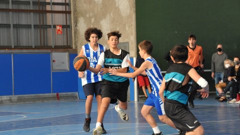 Marc Gordillo al partit de bàsquet infantil Ateneu Montserrat-Vilassar de Mar. Barcelona. 6 de novembre de 2021