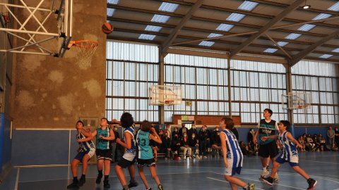 Marc Gordillo al partit de bàsquet infantil Ateneu Montserrat-Vilassar de Mar. Barcelona. 6 de novembre de 2021