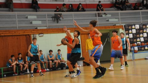 Marc Gordillo al partit de bàsquet infantil Llefià-Vilassar de Mar. Badalona. 16 d'octubre de 2021