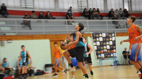 Marc Gordillo al partit de bàsquet infantil Llefià-Vilassar de Mar. Badalona. 16 d'octubre de 2021