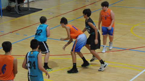 Marc Gordillo al partit de bàsquet infantil Llefià-Vilassar de Mar. Badalona. 16 d'octubre de 2021