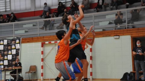 Marc Gordillo al partit de bàsquet infantil Llefià-Vilassar de Mar. Badalona. 16 d'octubre de 2021
