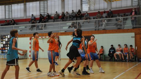Marc Gordillo al partit de bàsquet infantil Llefià-Vilassar de Mar. Badalona. 16 d'octubre de 2021