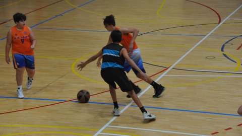 Marc Gordillo al partit de bàsquet infantil Llefià-Vilassar de Mar. Badalona. 16 d'octubre de 2021