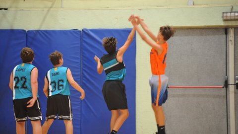 Marc Gordillo al partit de bàsquet infantil Llefià-Vilassar de Mar. Badalona. 16 d'octubre de 2021