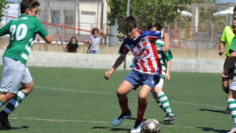 Marc Gordillo al partit de futbol infantil Vilassar de Mar-Teià. Vilassar de Mar. Abril de 2021