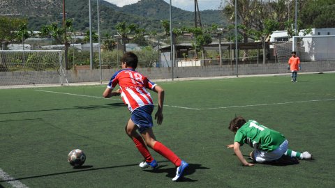 Marc Gordillo al partit de futbol infantil Vilassar de Mar-Teià. Vilassar de Mar. Abril de 2021