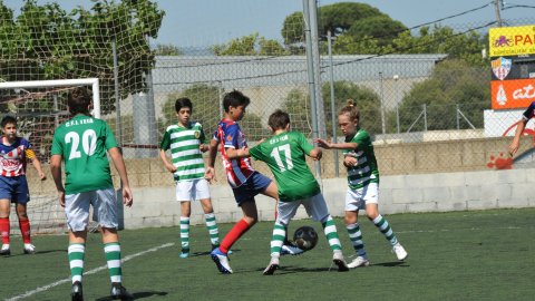 Marc Gordillo al partit de futbol infantil Vilassar de Mar-Teià. Vilassar de Mar. Abril de 2021