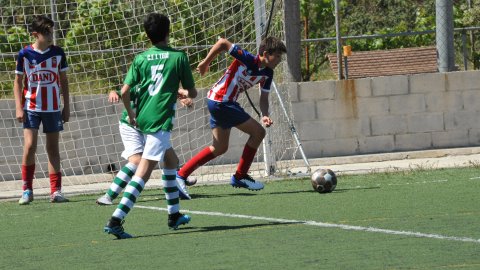 Marc Gordillo al partit de futbol infantil Vilassar de Mar-Teià. Vilassar de Mar. Abril de 2021